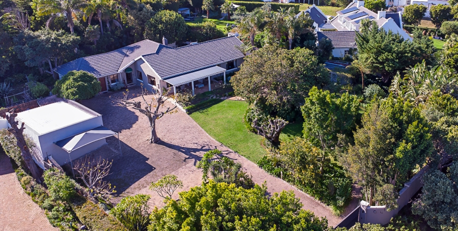 5 Bedroom Property for Sale in Constantia Western Cape